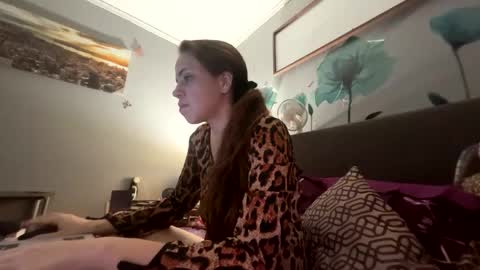 vaua089 online show from 3, 10, 2025