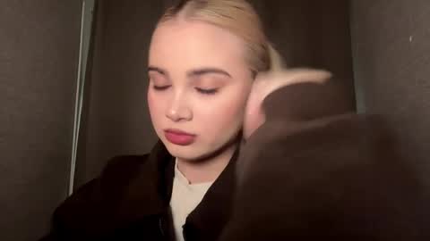 Monika online show from 16, 12, 2025