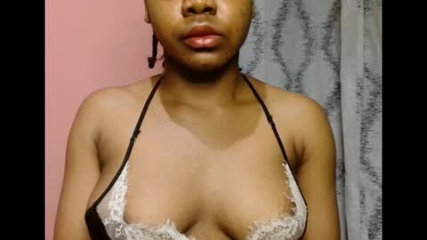 Snapshot of vee62 chatting on 19, 4, 2026 vee62 online show from 19, 4, 2026