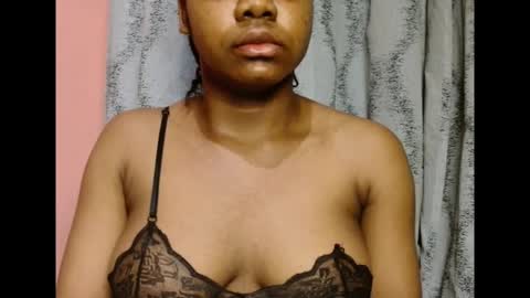 Snapshot of vee62 chatting on 21, 4, 2026 vee62 online show from 21, 4, 2026