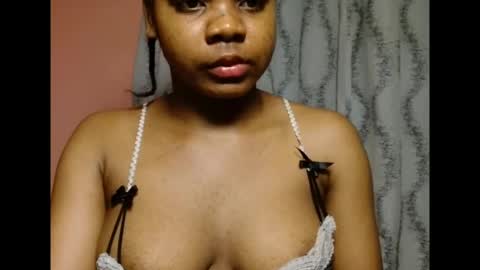 Snapshot of vee62 chatting on 3, 5, 2026 vee62 online show from 3, 5, 2026