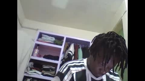 Snapshot of vee_tommy chatting on 28, 4, 2026 Vee tommy online show from 28, 4, 2026