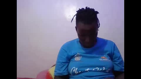 Snapshot of vee_tommy chatting on 4, 5, 2026 Vee tommy online show from 4, 5, 2026