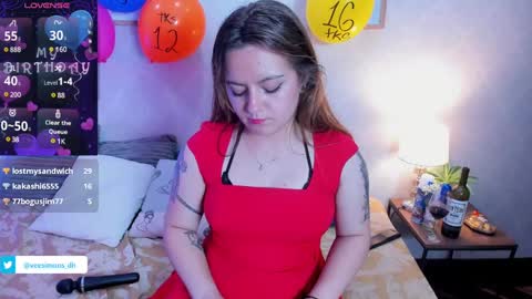 Vee Simons online show from 11, 3, 2025