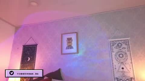 Snapshot of veesimons_dh chatting on 29, 6, 2026 Vee Simons online show from 29, 6, 2026