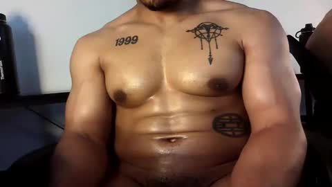 Snapshot of vegasluv702 chatting on 24, 5, 2026 Vegas Love online show from 24, 5, 2026