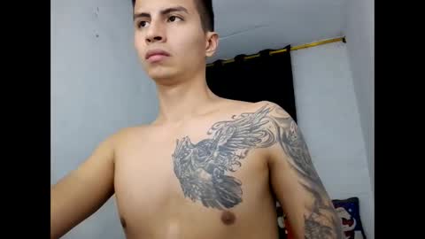 velk_hot1 online show from 4, 1, 2025