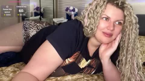 Snapshot of vellinka chatting on 13, 9, 2025 vellinka online show from 13, 9, 2025