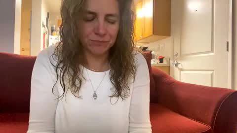 Snapshot of velvet81611 chatting on 20, 12, 2025 Velvet online show from 20, 12, 2025