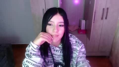 velvet_28_ online show from 16, 11, 2025