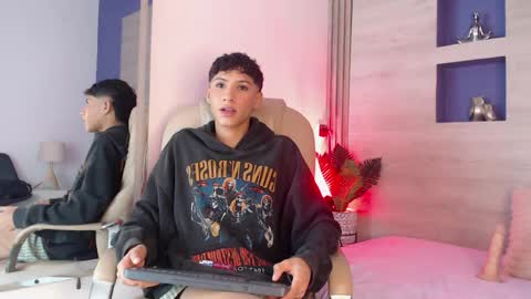 An online show from 28, 4, 2026