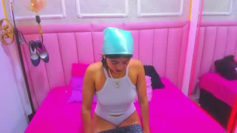 velvet_giirll online show from 2, 7, 2026