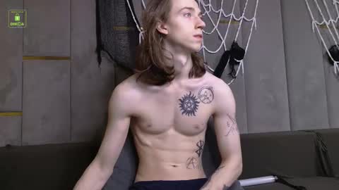 Snapshot of velvet_power chatting on 18, 10, 2025 Ares online show from 18, 10, 2025