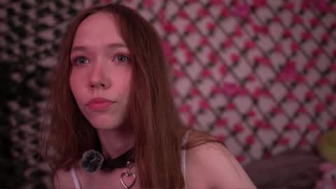 Snapshot of velvet_vice chatting on 19, 10, 2025 Polly online show from 19, 10, 2025