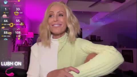 Snapshot of velvetbarbie chatting on 15, 1, 2025 VelvetBarbie online show from 15, 1, 2025