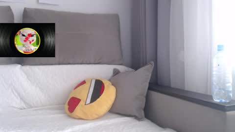 velvetmoon123 online show from 2, 2, 2026