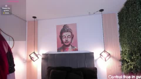 velvetscarlett online show from 13, 4, 2026