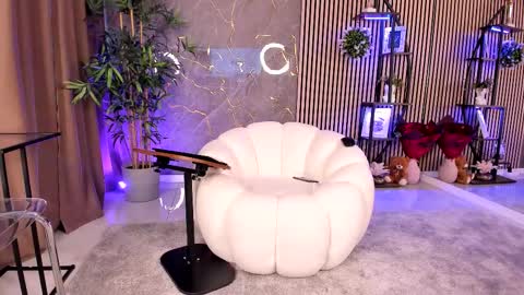 Velvet online show from 18, 3, 2026