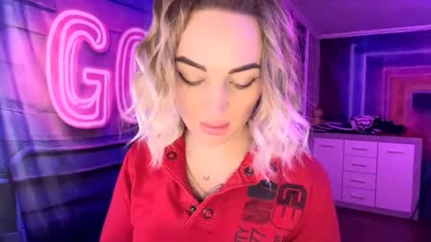 Snapshot of velvettouch4444 chatting on 23, 2, 2026 MERYEM online show from 23, 2, 2026