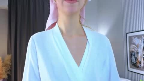 Venelopa online show from 18, 2, 2025