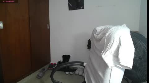 Venelope 3 online show from 14, 2, 2025