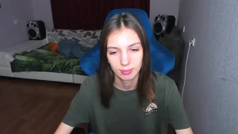 Snapshot of veneradi615 chatting on 31, 1, 2025 veneradi615 online show from 31, 1, 2025