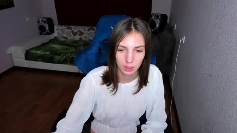 Snapshot of veneradi615 chatting on 15, 2, 2025 veneradi615 online show from 15, 2, 2025