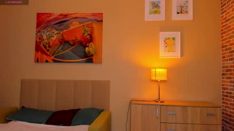 Snapshot of veneradi615 chatting on 12, 9, 2025 veneradi615 online show from 12, 9, 2025