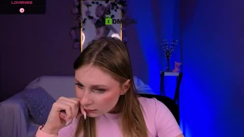 Snapshot of venezia_barton chatting on 19, 3, 2026 venezia_barton online show from 19, 3, 2026