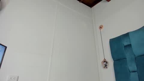 venezolana_caro online show from 13, 1, 2026