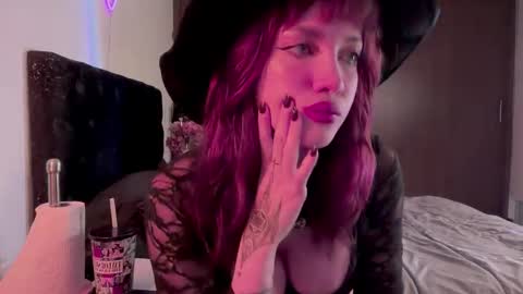 Snapshot of venicebtch666 chatting on 17, 10, 2025 Lanna online show from 17, 10, 2025