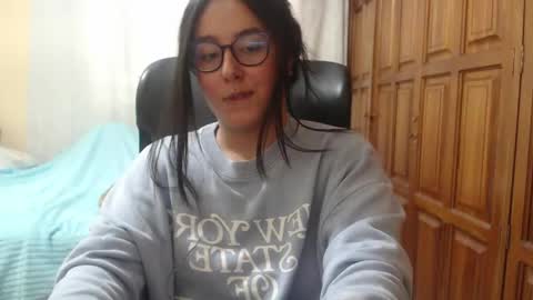 Snapshot of venus_cat_ chatting on 7, 6, 2026 Venus online show from 7, 6, 2026