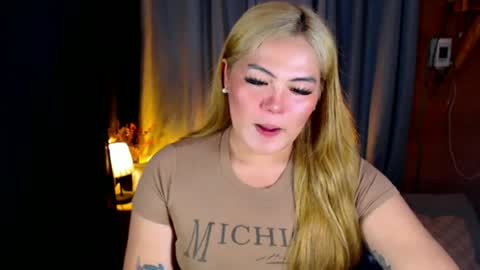 I am Colly Your mystery girl online show from 22, 6, 2026