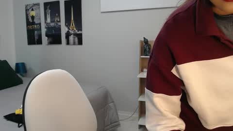 Snapshot of venus_steffen chatting on 13, 9, 2025 Mia online show from 13, 9, 2025