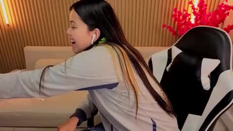 Venus  online show from 13, 3, 2026