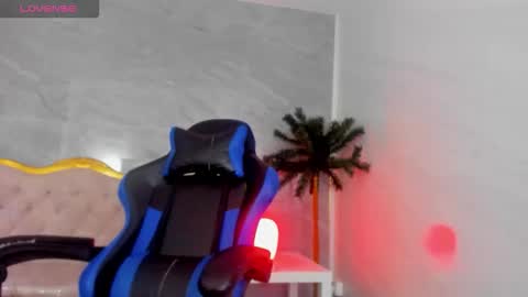 venuss online show from 6, 11, 2025