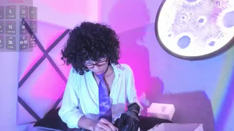 Snapshot of venuss_03 chatting on 20, 12, 2025 venuss_03 online show from 20, 12, 2025