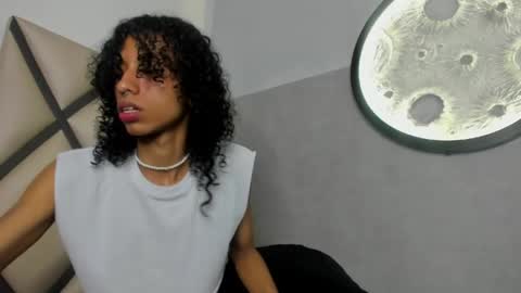 Snapshot of venuss_03 chatting on 12, 4, 2026 venuss_03 online show from 12, 4, 2026