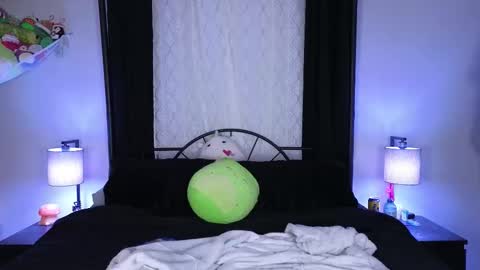 Vera Velvet online show from 14, 11, 2025