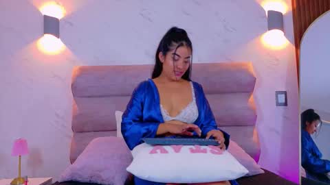 Verah Fox online show from 1, 12, 2025