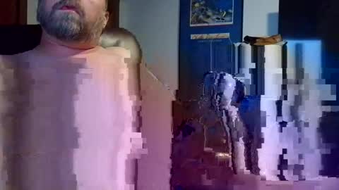 Snapshot of vermontguy76 chatting on 17, 12, 2024 vermontguy76 online show from 17, 12, 2024