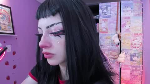 Snapshot of vero_osb chatting on 28, 11, 2025 online show from 28, 11, 2025