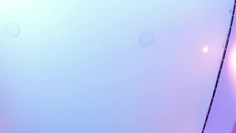     online show from 17, 4, 2026