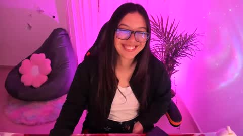 Verolake online show from 21, 2, 2025