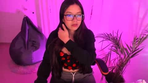 Verolake online show from 23, 2, 2025