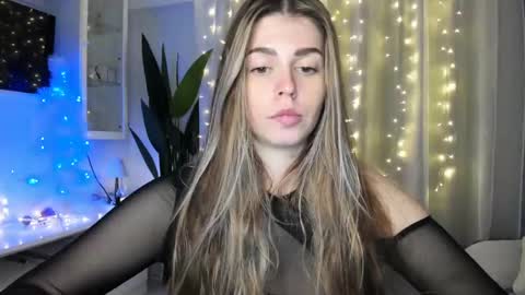 Lolitalolz online show from 29, 12, 2024