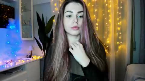 Lolitalolz online show from 31, 12, 2024