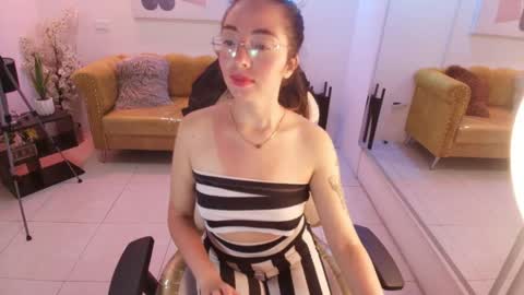 Snapshot of veronica_miiller chatting on 12, 5, 2026 veronica online show from 12, 5, 2026