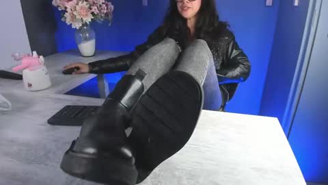 Snapshot of veronicafalcon chatting on 6, 5, 2026 Veronica online show from 6, 5, 2026