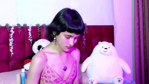 veronicalamberth online show from 4, 3, 2026